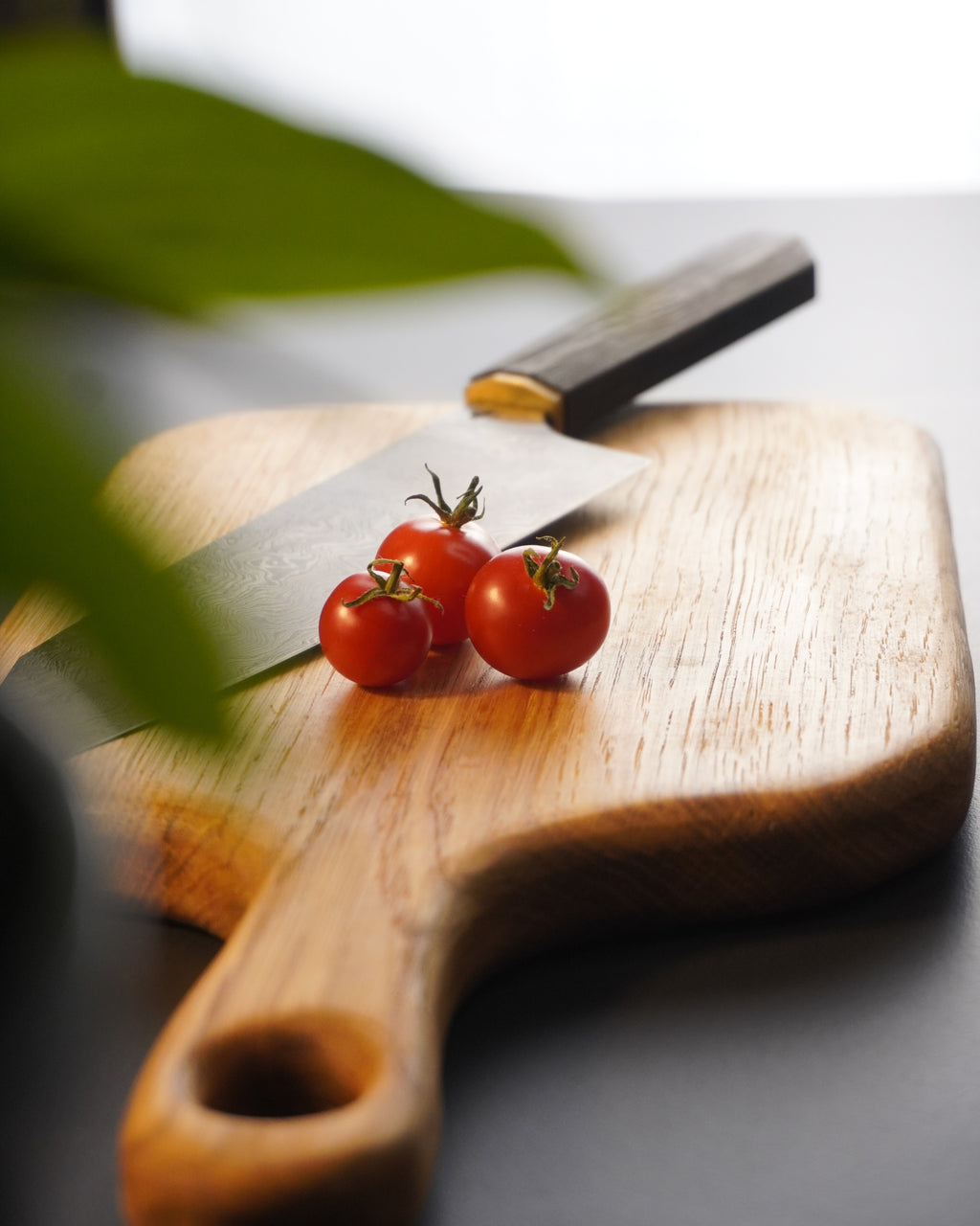 Hugo – Frühstücksbrett aus regionaler Eiche