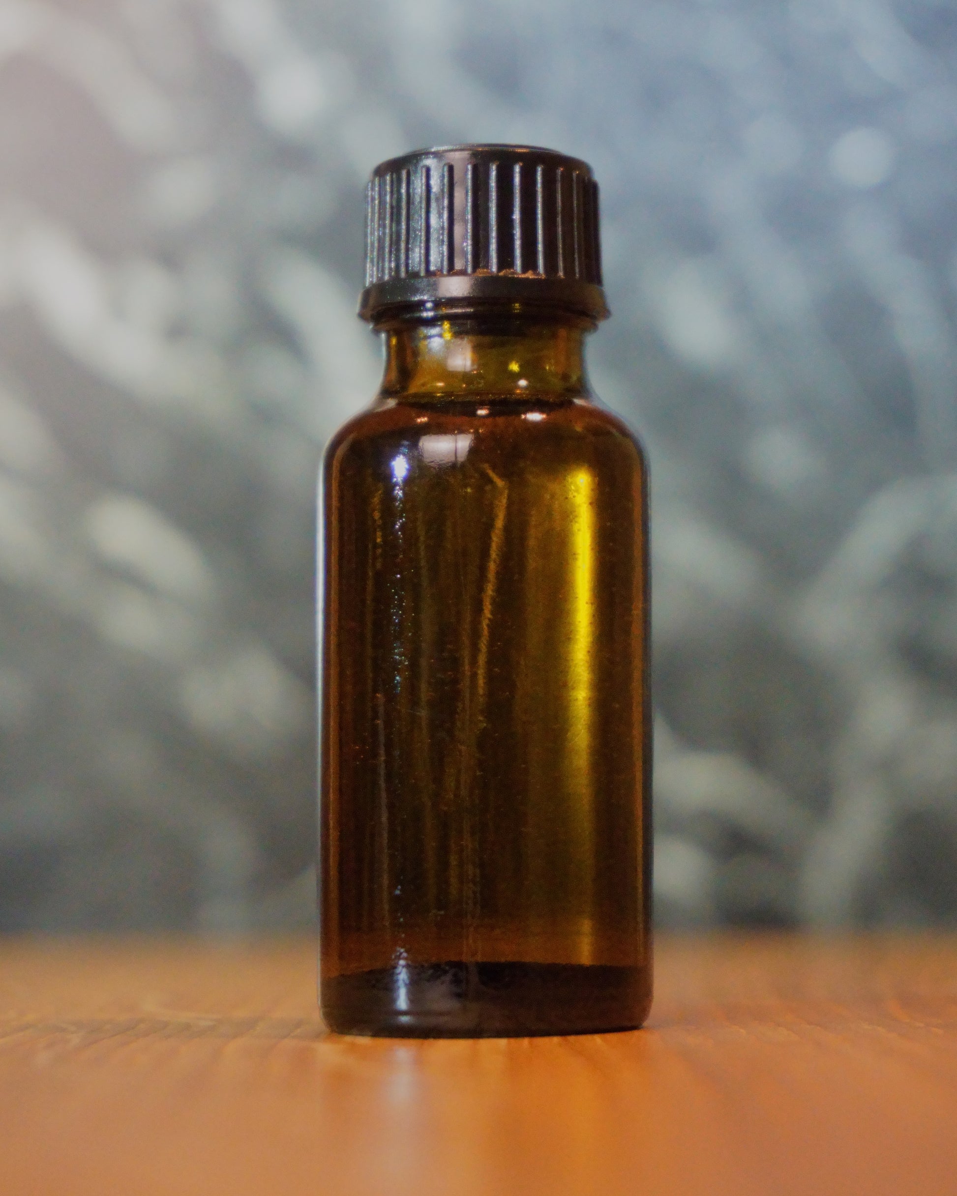 Hugo – Frühstücksbrett aus regionaler Eiche