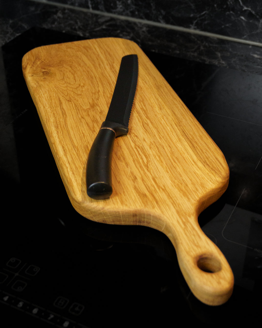 Das Servierbrett - handgefertigt aus regionaler Eiche